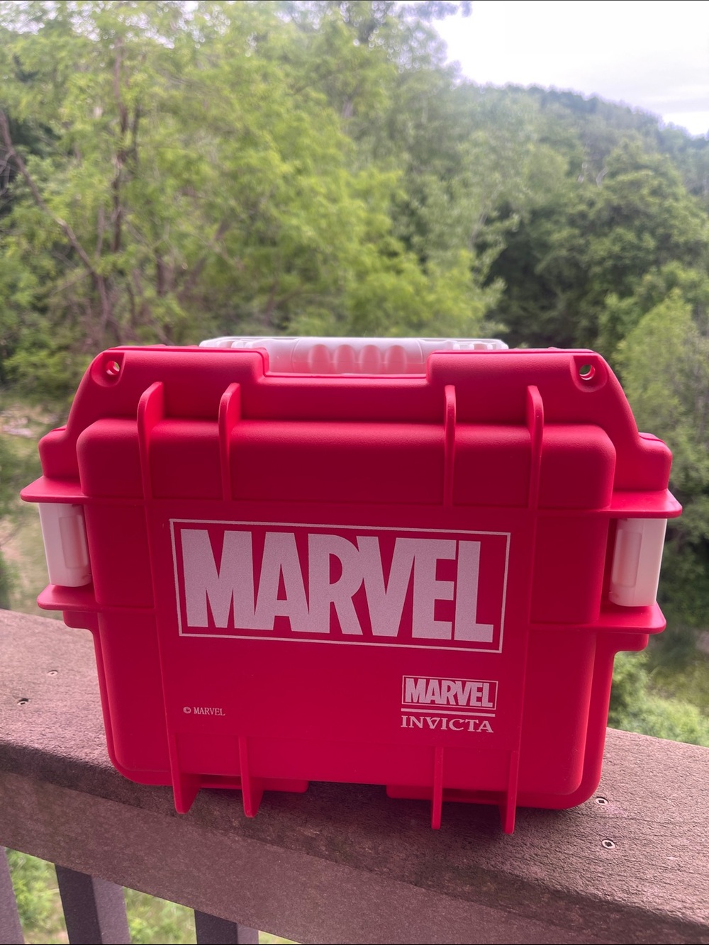 Invicta Marvel Collector Case - 3 slots for watches